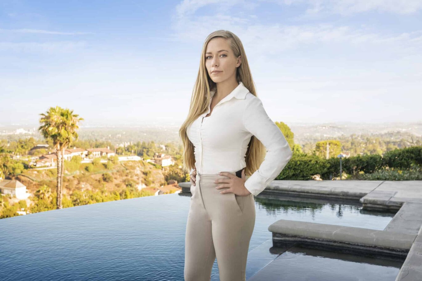 Kendra Wilkinson Net Worth 2025: Age, Salary, Married Life, and Career ...