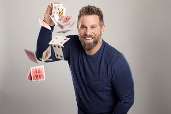 Jon Dorenbos: Age, Net Worth, Married Life, and Inspiring Journey from NFL to Magic