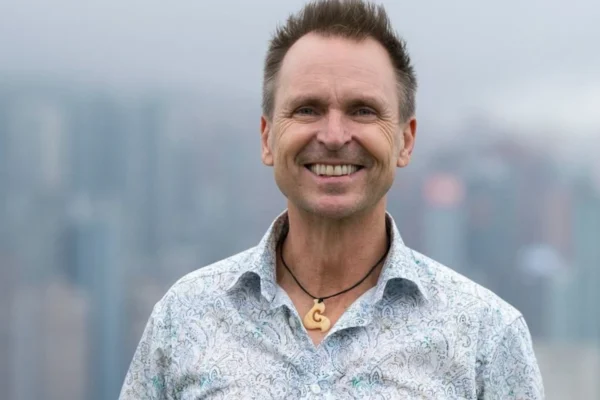 Phil Keoghan Net Worth, Salary, Age, Married Life, and Career Insights 2025