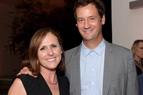 Molly Shannon Net Worth, Age, Husband Fritz Chesnut, Children, Salary, Height, Weight, and More in 2025