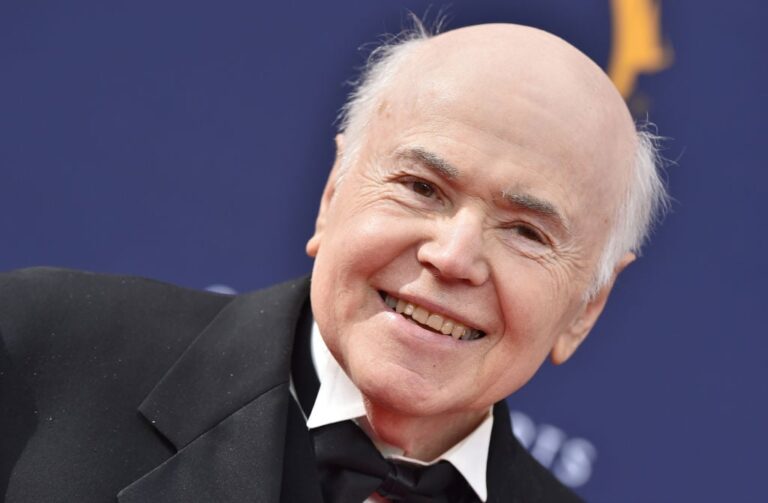 Walter Koenig Net Worth 2025: Age, Height, Weight, Married Life, Salary Insights, and Family Legacy