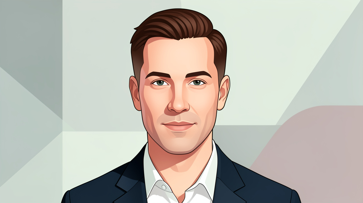 Aaron Phypers - Professional Portrait