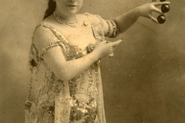 Adelaide Herrmann - Professional Portrait