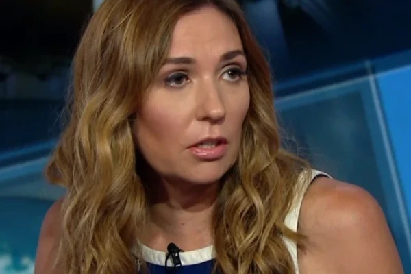 Amanda Carpenter - Professional Portrait