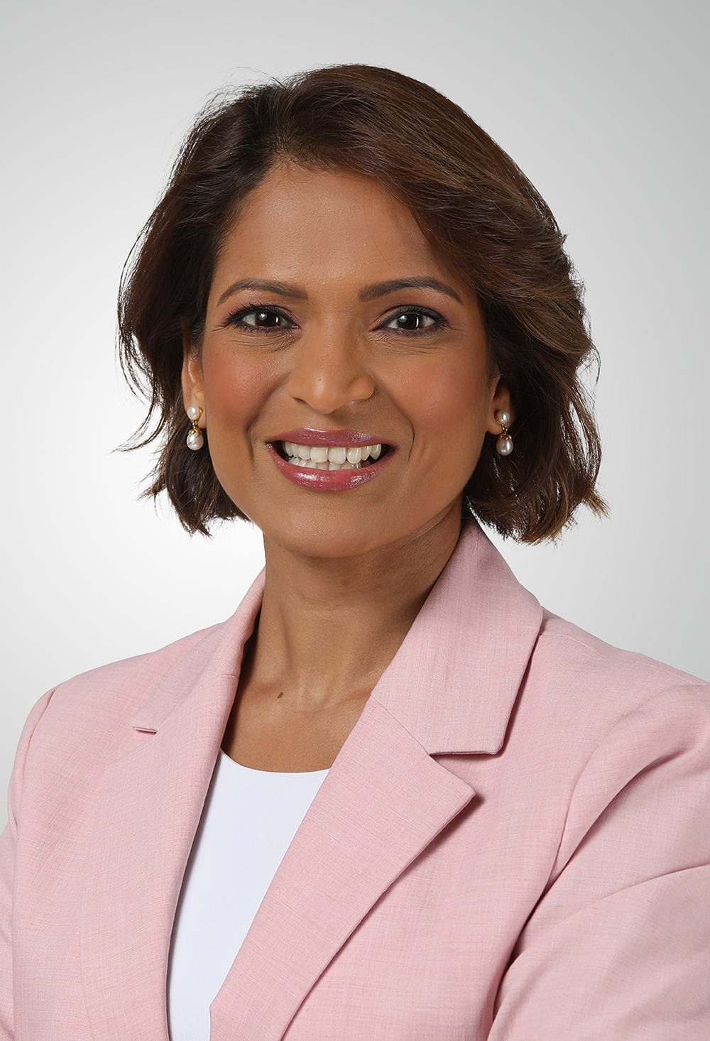 Elizabeth Puranam - Professional Portrait