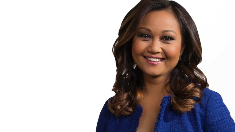Fauziah Ibrahim - Professional Portrait