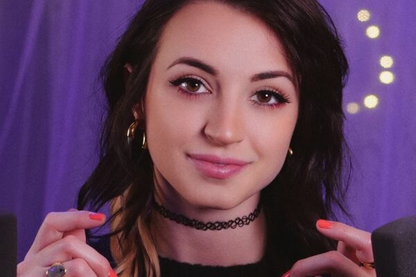 Gibi ASMR - Professional Portrait