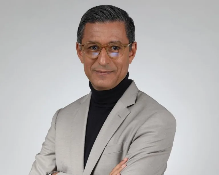 Hashem Ahelbarra - Professional Portrait