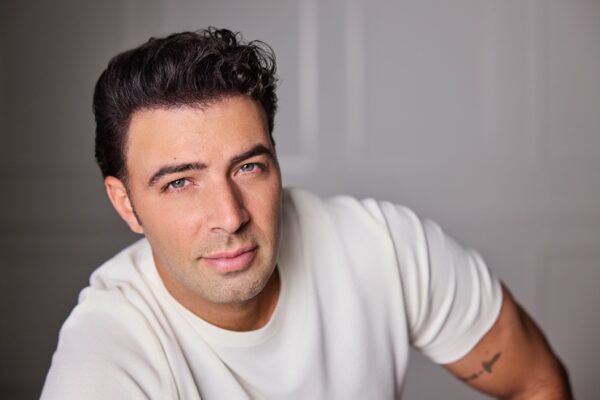 Jencarlos Canela - Professional Portrait