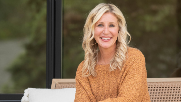 Jenny Marrs Net Worth, Age, HGTV Star, Marriage to Dave Marrs, Family Life