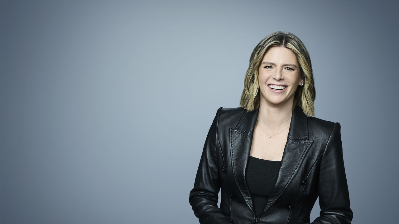 Kasie Hunt - Professional Portrait