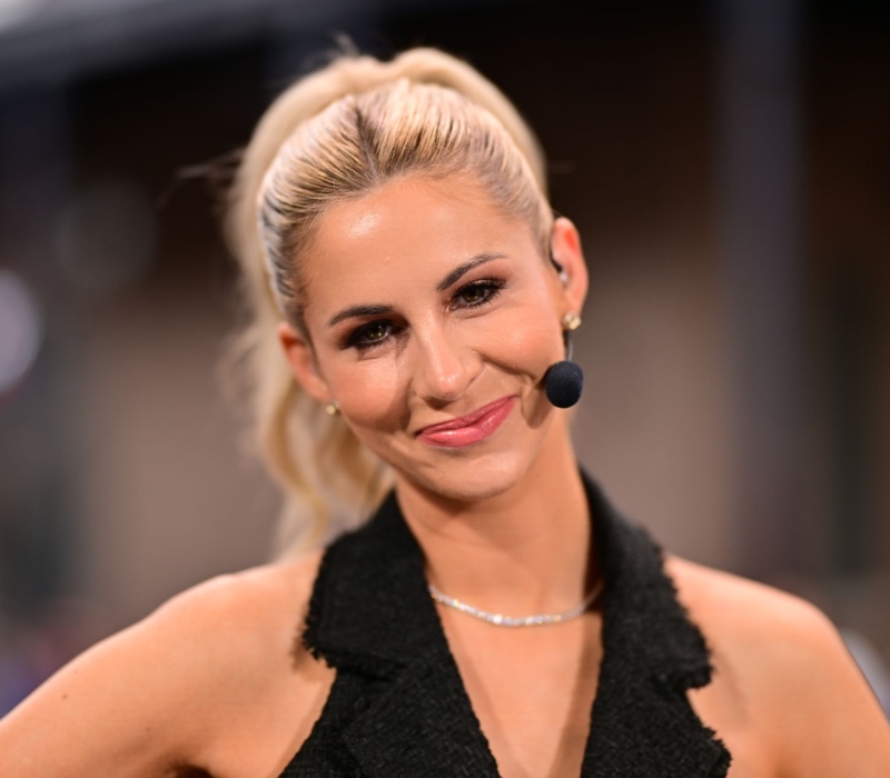 Laura Rutledge - Professional Portrait
