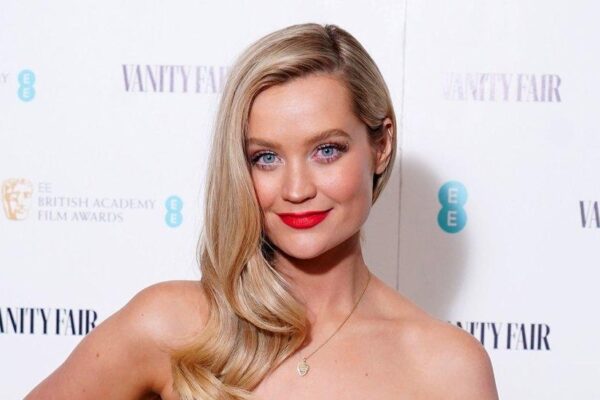 Laura Whitmore - Professional Portrait