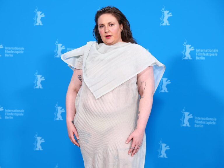 Lena Dunham - Professional Portrait
