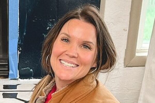 Leslie Davis - Professional Portrait