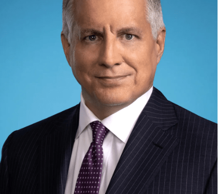 Mike Viqueira - Professional Portrait
