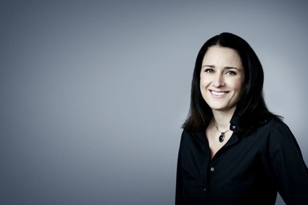 Paula Hancocks - Professional Portrait