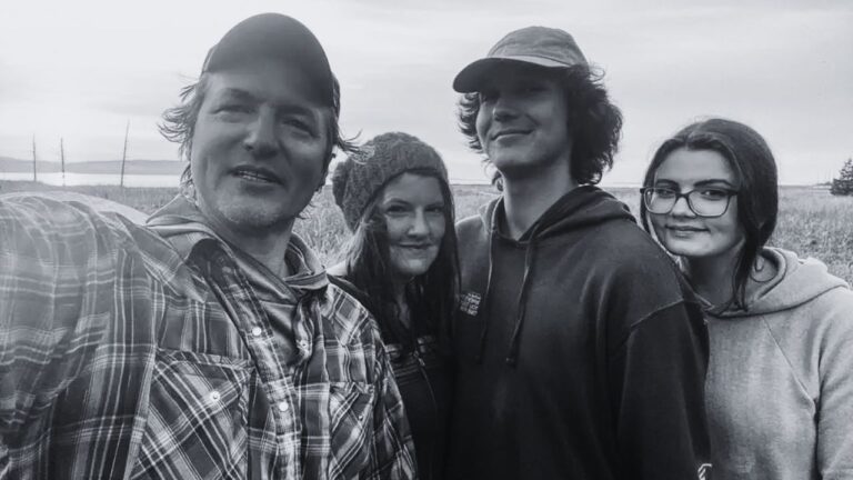 Piper Kilcher: The Private Life of Atz Lee Kilcher’s Stepdaughter – Age, Net Worth, Height, Weight, Dating Updates 2025