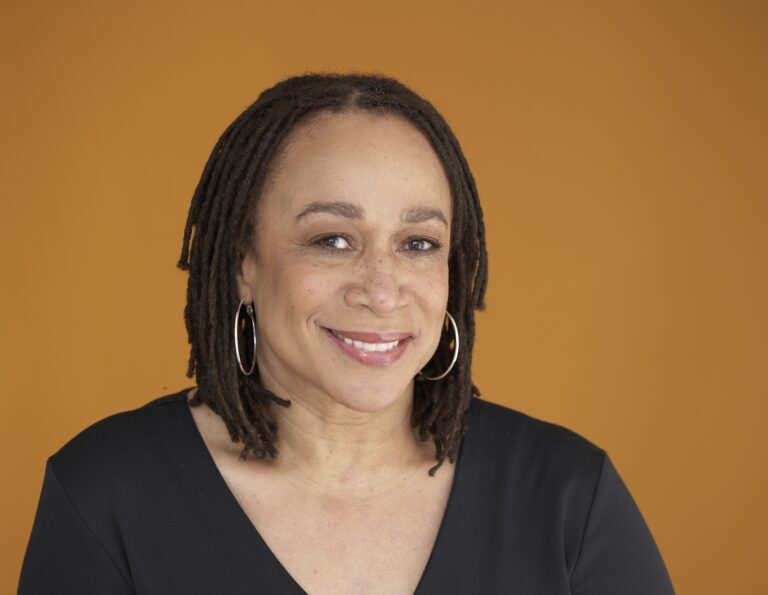 S. Epatha Merkerson Net Worth, Age, Law & Order, Chicago Med, Marriage Life