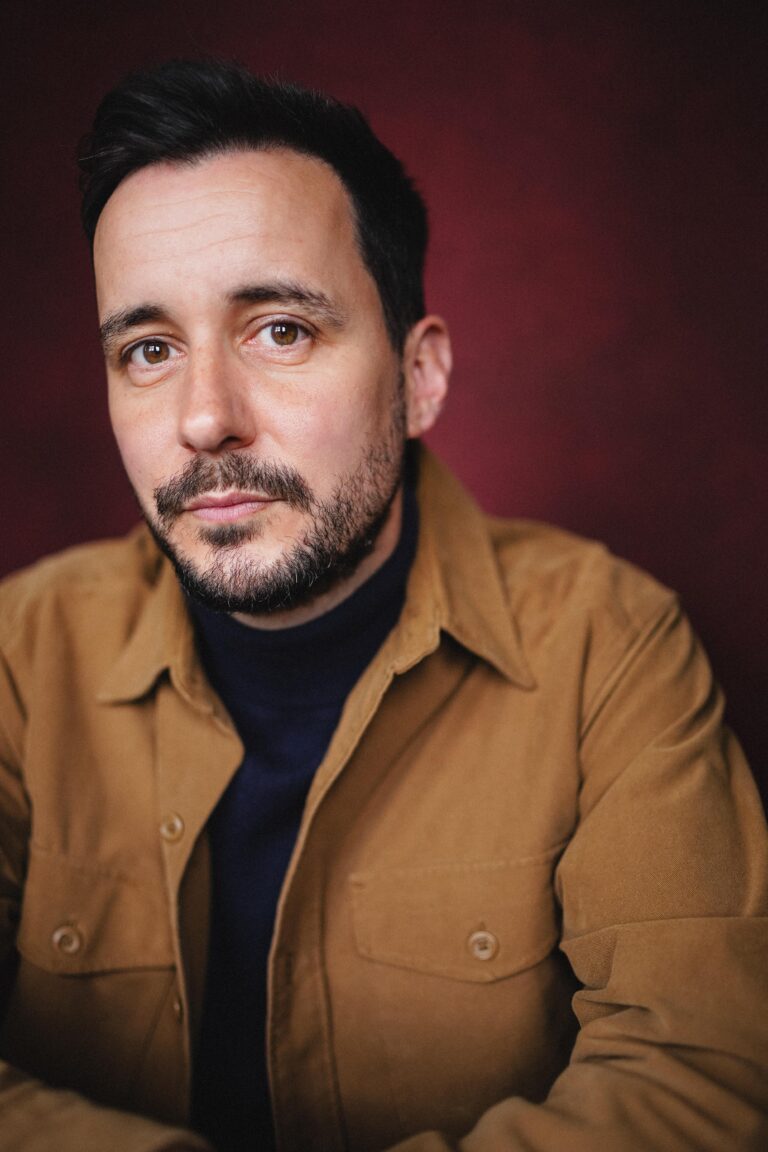 Sam Swainsbury: English Actor, Net Worth, Age, Mum and Thor: The Dark World Roles