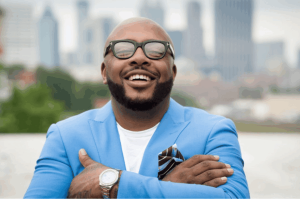 Black Enterprise Feature: Businessman Dennis McKinley on Expanding His Hot Dog Franchise to 15 Locations