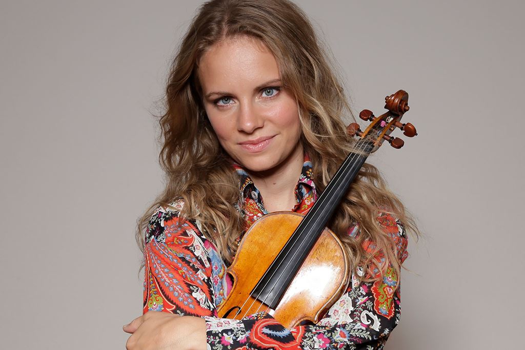 ON THIS DAY | Happy Birthday, Julia Fischer!